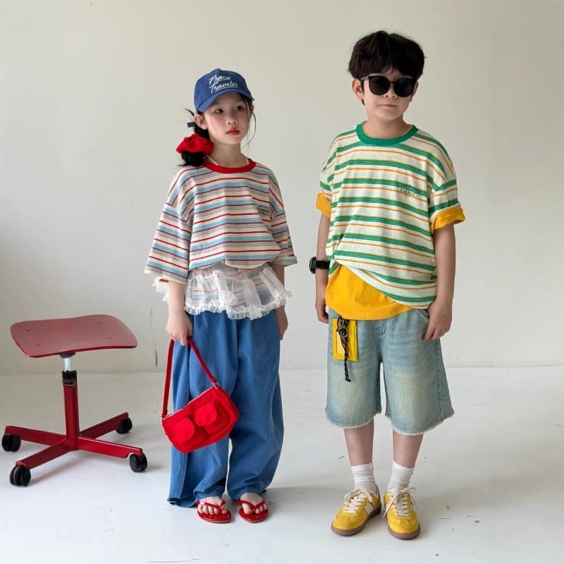 【KID】配色クルーネックストライプ英字ロゴ半袖Tシャツ