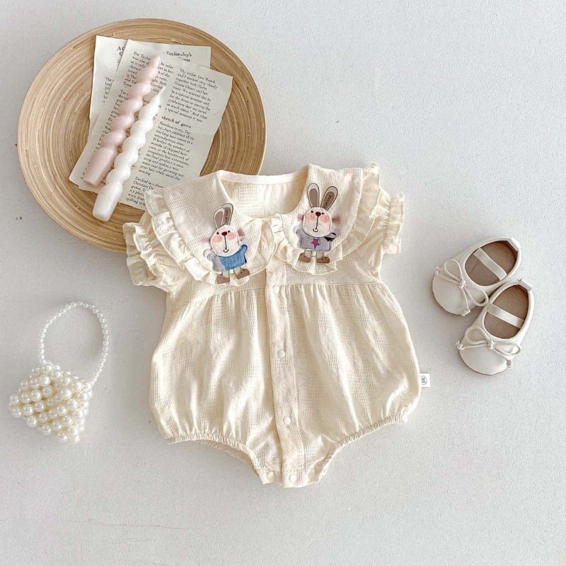 【BABY】うさぎ刺繍レースフリル襟半袖ロンパース
