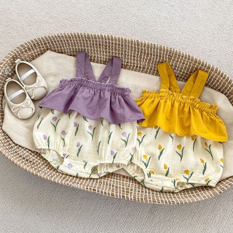 【BABY】チューリップ柄フリルノースリーブロンパース