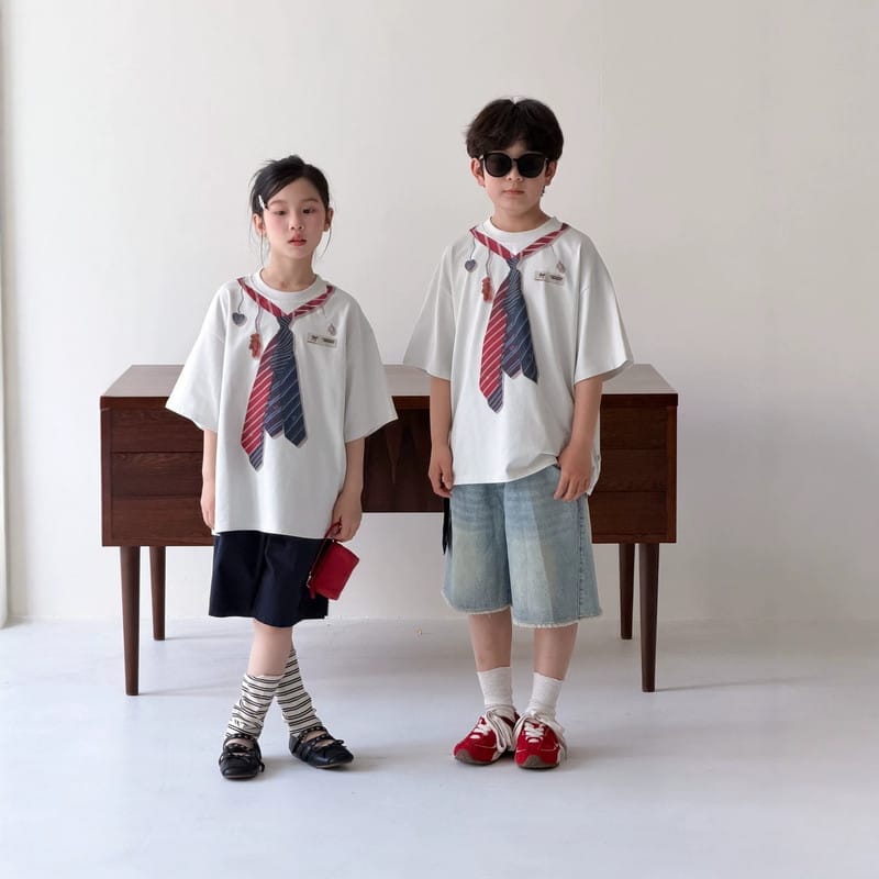 【KID】ダブルタイプリント半袖クルーネックTシャツ