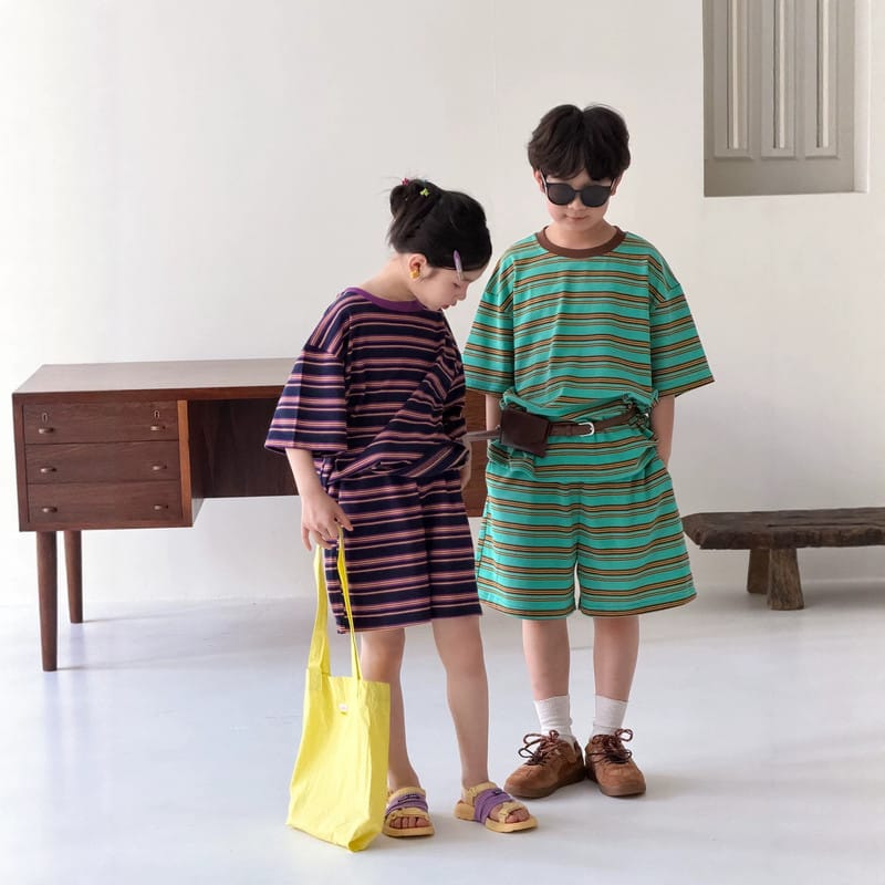 【セット】ストライプ半袖Tシャツハーフパンツセットアップ