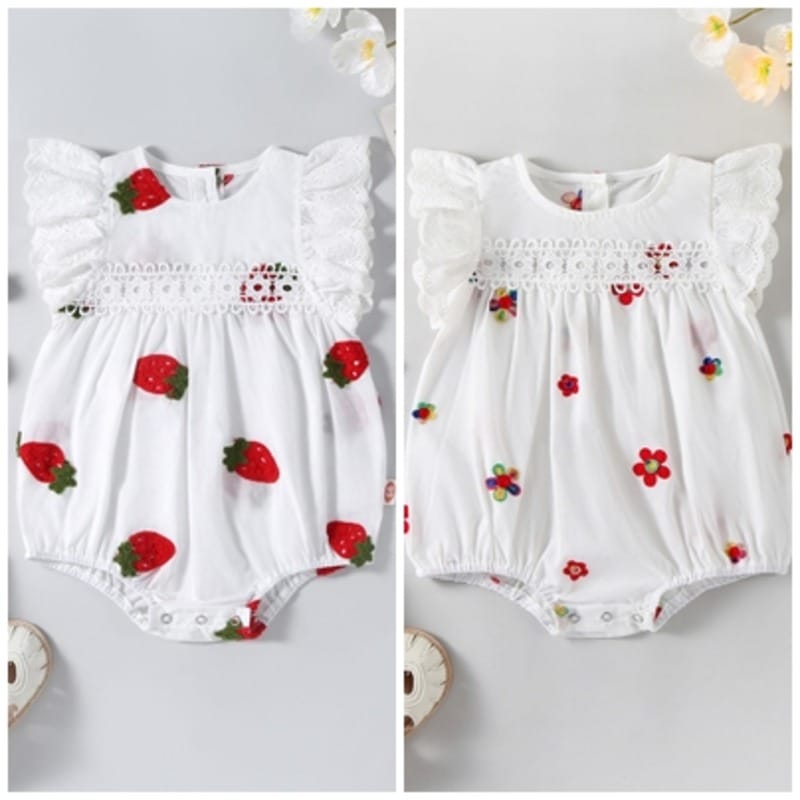 【BABY】いちごフラワー刺繍フリル袖ロンパース