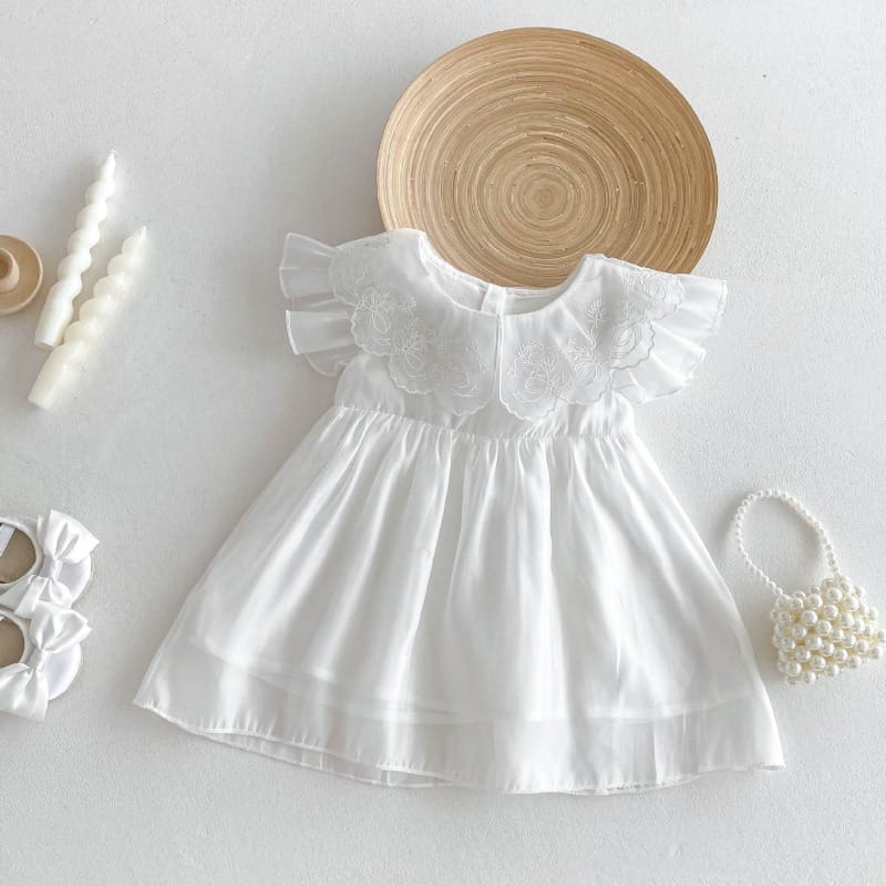 【BABY】ノースリーブ刺繍襟フリルティアードワンピース