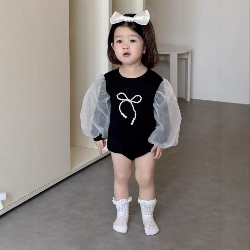 【BABY】パールリボンバルーンスリーブロンパース
