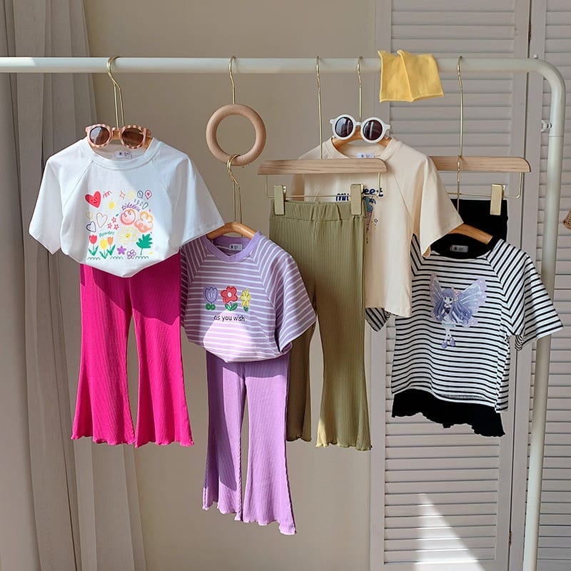 【セット】プリント半袖Tシャツブーツカットパンツセットアップ