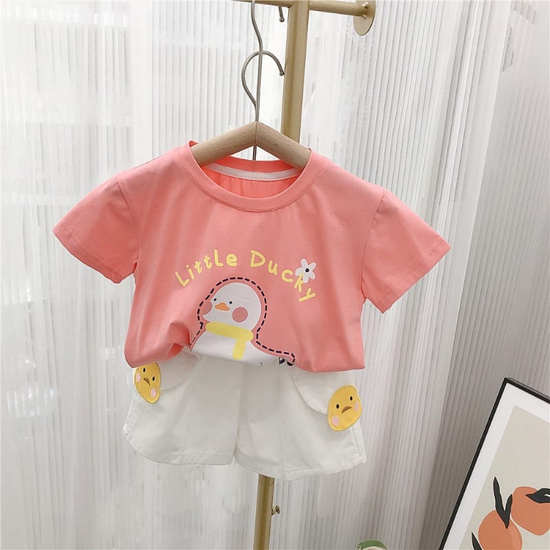 アヒル半袖Tシャツハーフパンツセットアップ