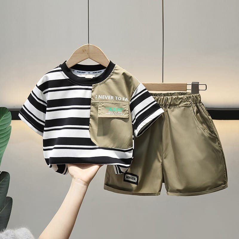 【セット】ストライプ切替半袖Tシャツハーフパンツセットアップ