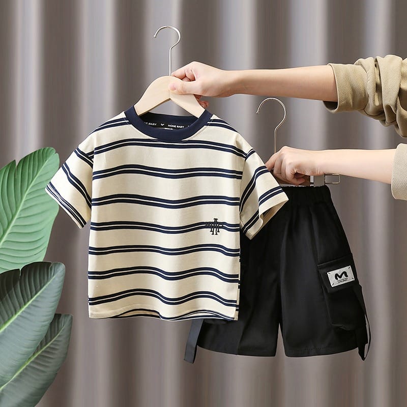 【セット】ストライプ半袖Tシャツハーフパンツセットアップ