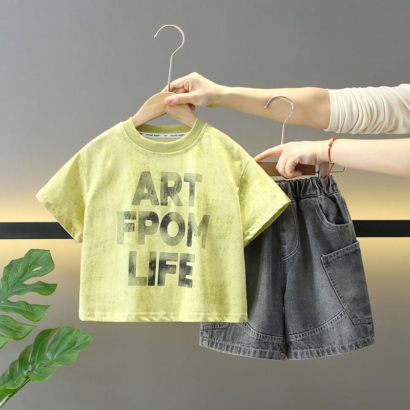 英字プリント半袖Tシャツデニムハーフパンツセットアップ