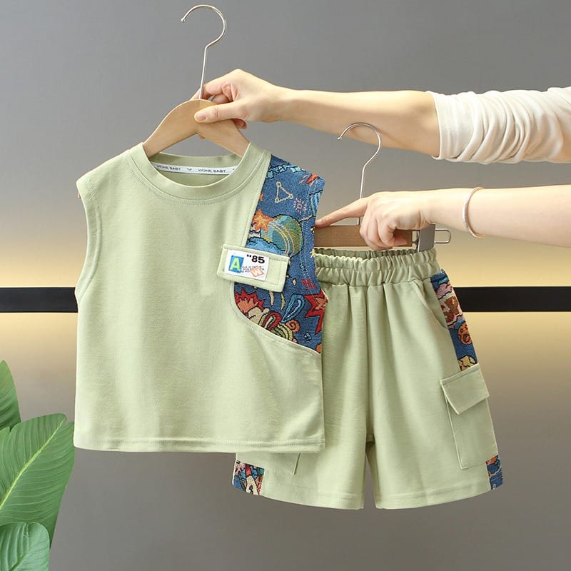 【セット】英字プリントノースリーブTシャツハーフパンツセットアップ