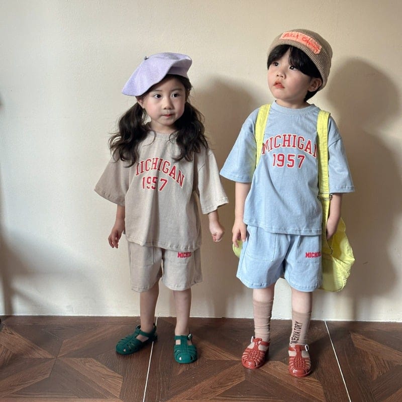 【セット】1957カレッジロゴ半袖Tシャツハーフパンツセットアップ