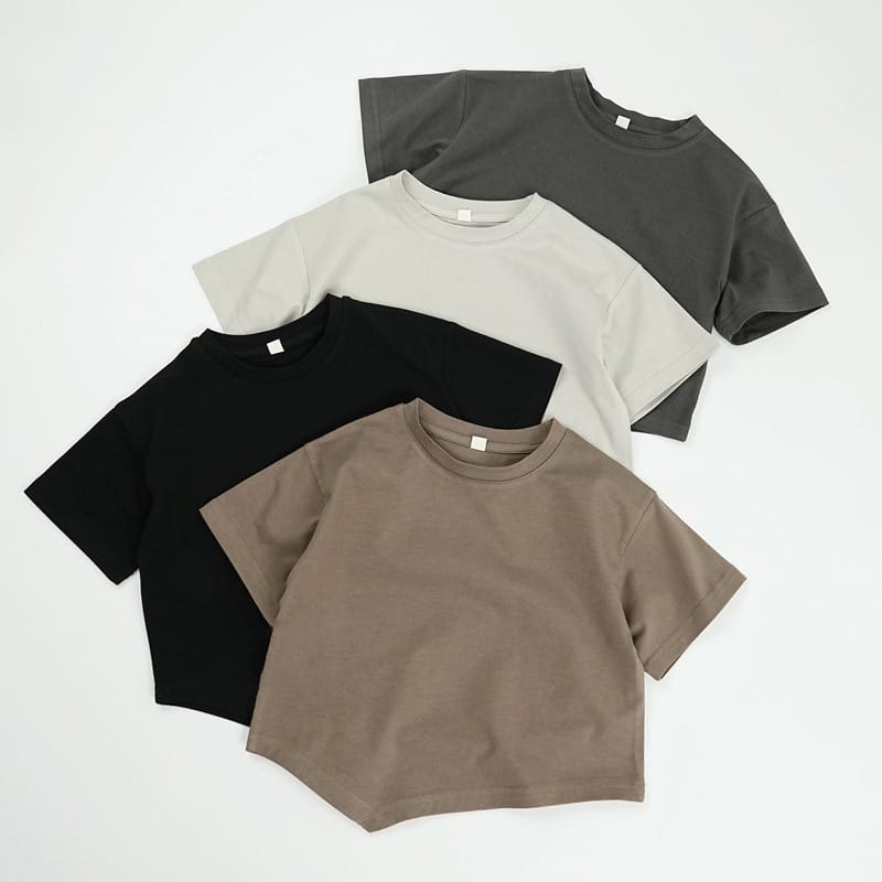 【KID】アシンメトリー裾無地半袖クルーネックTシャツ