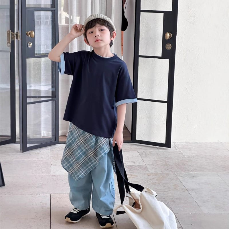 【KID】袖口配色バックロゴ刺繍ベーシック半袖Tシャツ