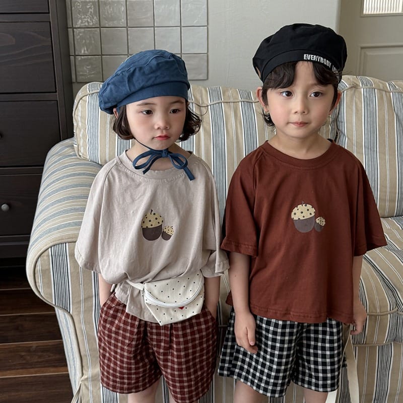【KID】どんぐりプリントクルーネック半袖Tシャツ