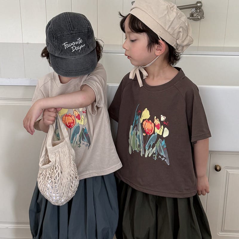 【KID】フラワーガーデンプリント半袖Tシャツ