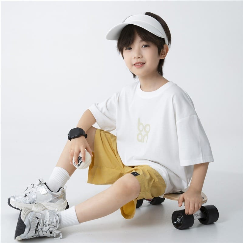 【KID】英字ロゴプリントクルーネックスポーツ半袖Tシャツ