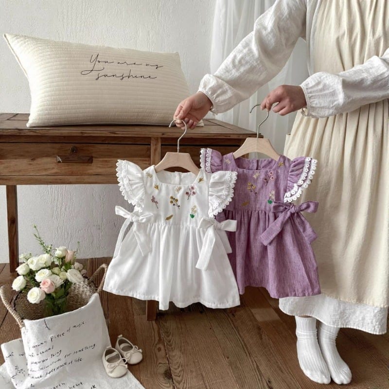 【BABY】フラワー刺繍フリル袖サイドリボンワンピース