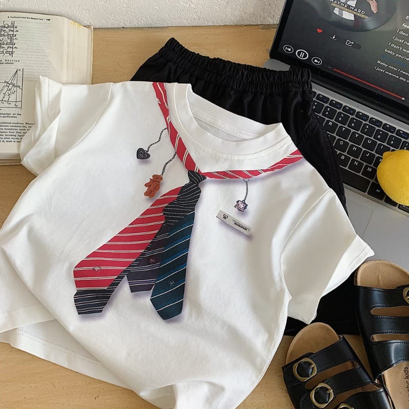ネクタイジュエリープリント半袖Tシャツ