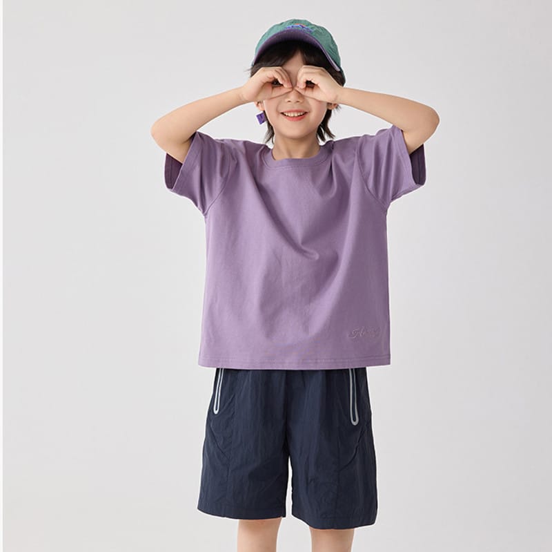 【KID】ジェントリーレイン英字刺繍ワンポイント半袖Tシャツ
