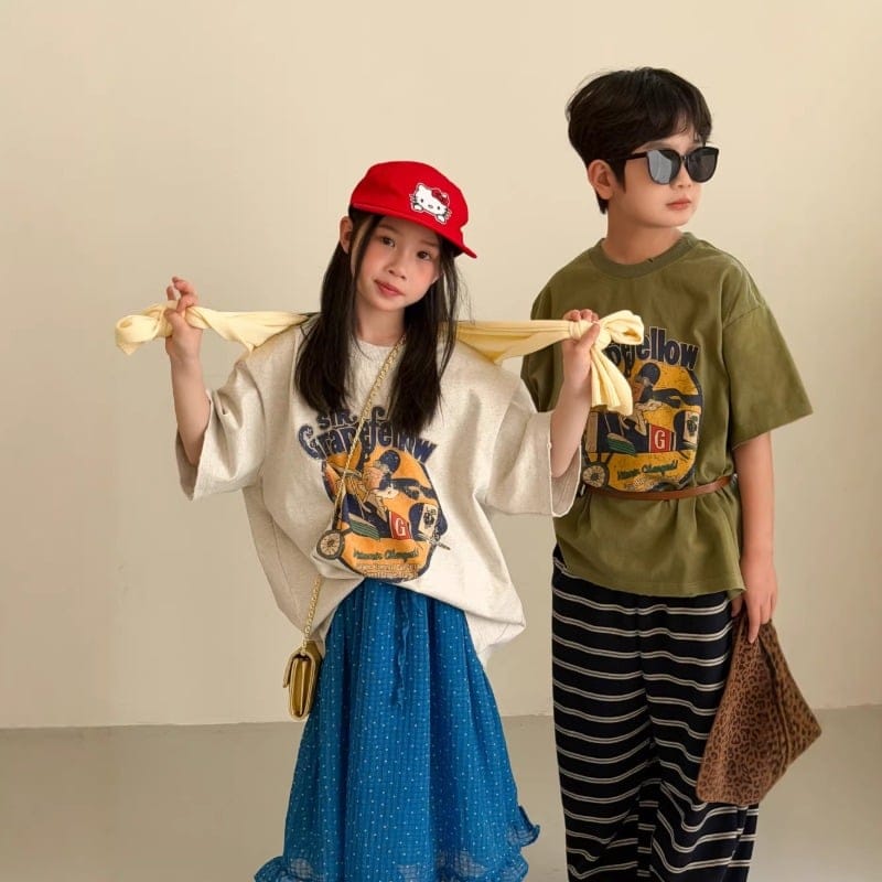 キャラクター英字プリントフライングフェロー半袖Tシャツ
