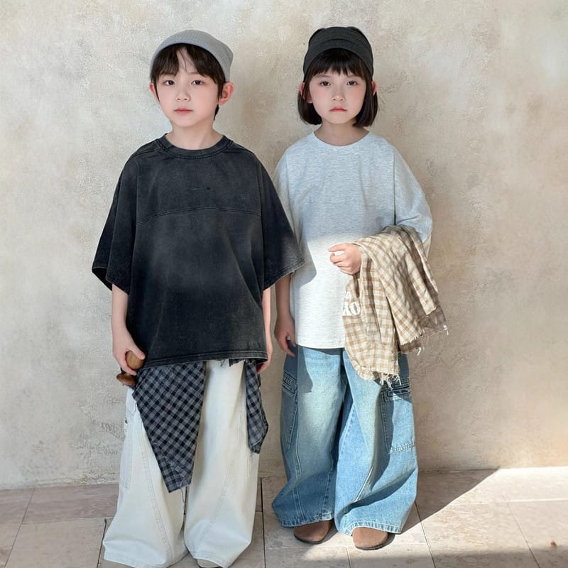 【KID】ヴィンテージ風切り替え英字プリント半袖Tシャツ