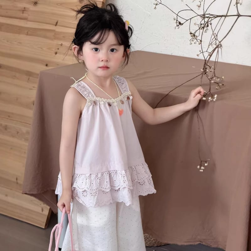 【KID】エスニック風フリルレースノースリーブブラウス