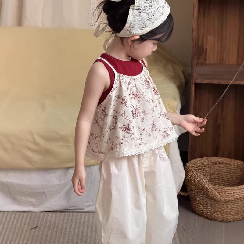 小花柄キャミソールベストノースリーブセット