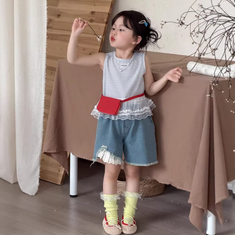 【KID】グレーチェックレースフリルノースリーブブラウス