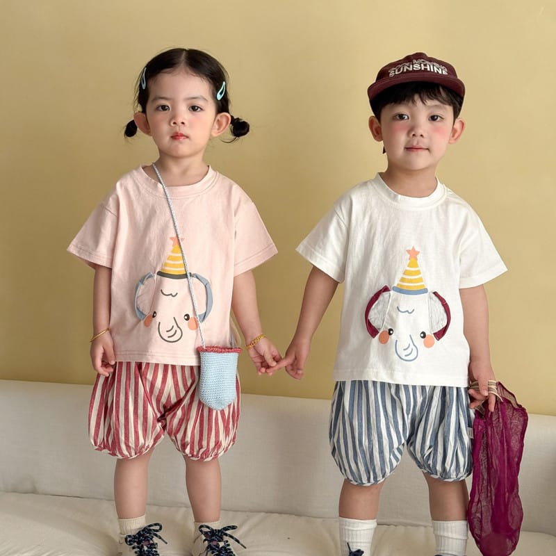 ぞうパーティ半袖Tシャツストライプパンツセットアップ
