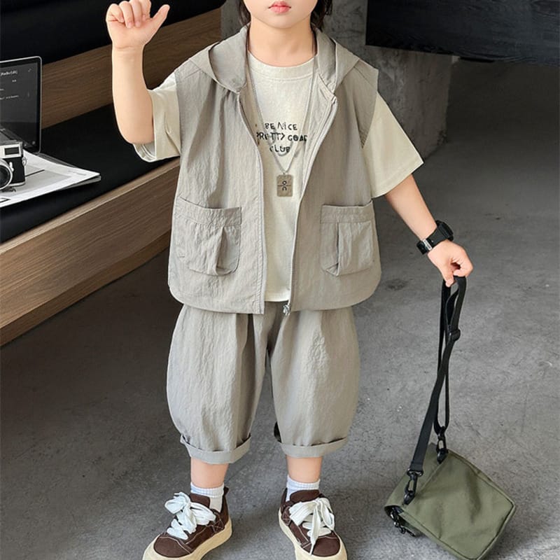 【セット】フード付きノースリーブベストハーフパンツセットアップ