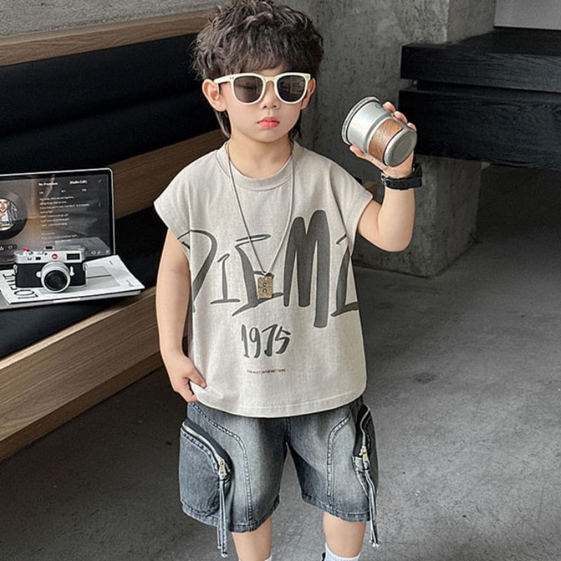 【セット】1975ロゴノースリーブTシャツハーフパンツセットアップ