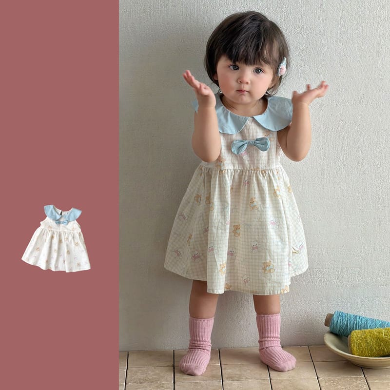 【BABY】アイボリーチェックくま総柄襟付きワンピース