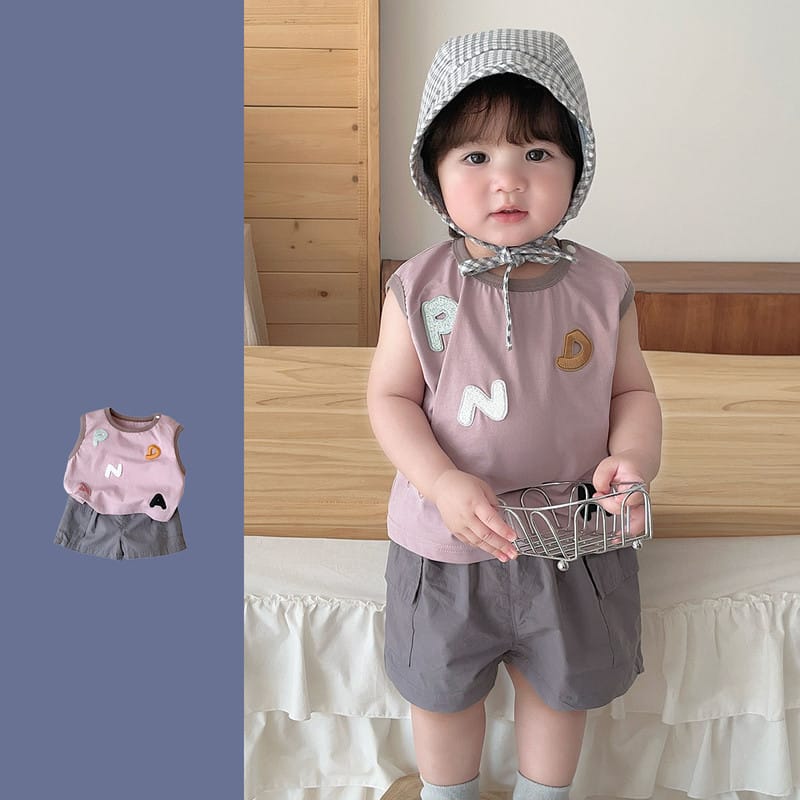 【セット】アルファベットノースリーブハーフパンツセットアップ
