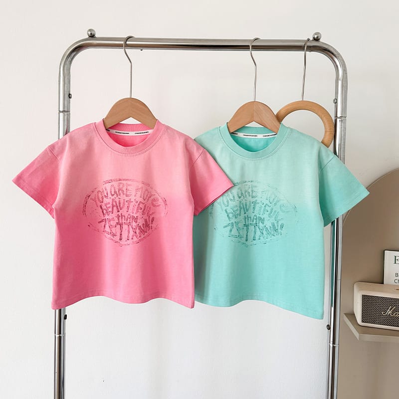 【KID】キャンディグラデーション英字ロゴ半袖Tシャツ