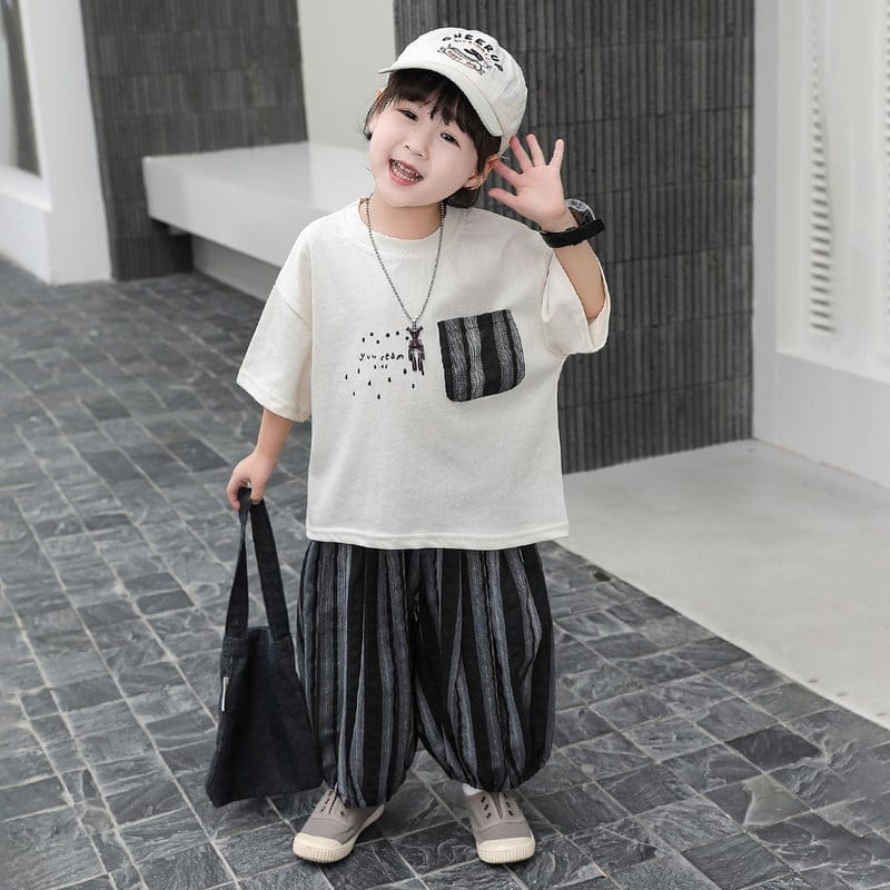 ストライプパンツ半袖Tシャツセットアップ