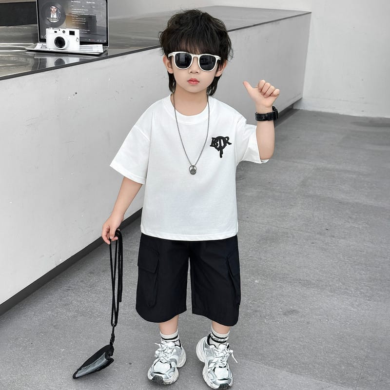 【セット】ロゴプリント半袖Tシャツハーフパンツセットアップ