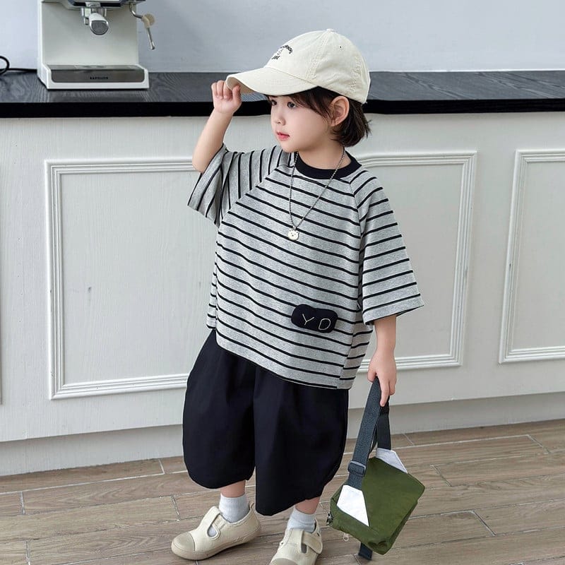 ストライプ半袖Tシャツハーフパンツセットアップ