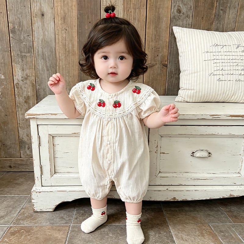【BABY】さくらんぼ刺繍レースパフスリーブ半袖ロンパース