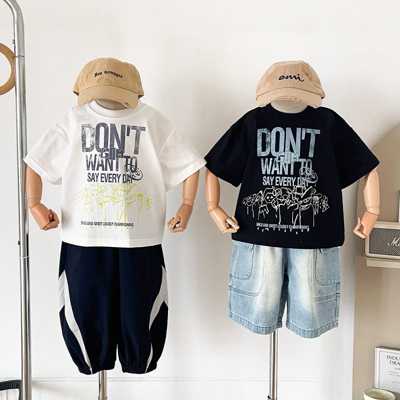 【KID】英字ロゴプリントヴィンテージ風半袖Tシャツ