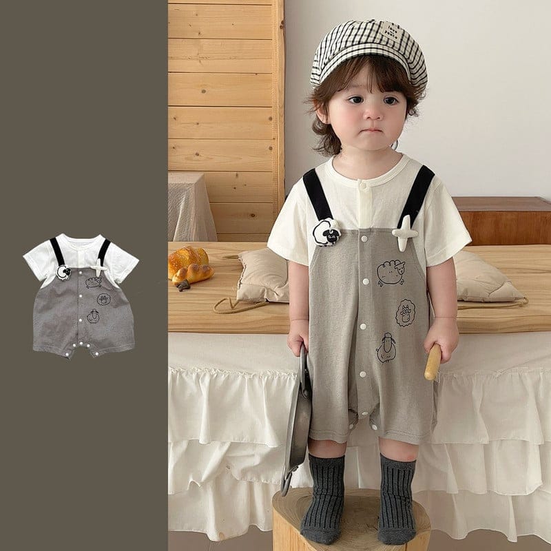【BABY】ひつじイラスト重ね着風サロペットロンパース