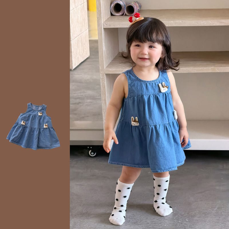 【BABY】うさぎマスコット付デニムノースリーブワンピース