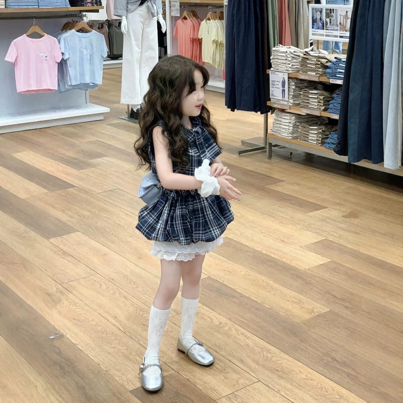 ブルーチェックワンピースショートパンツセットアップ