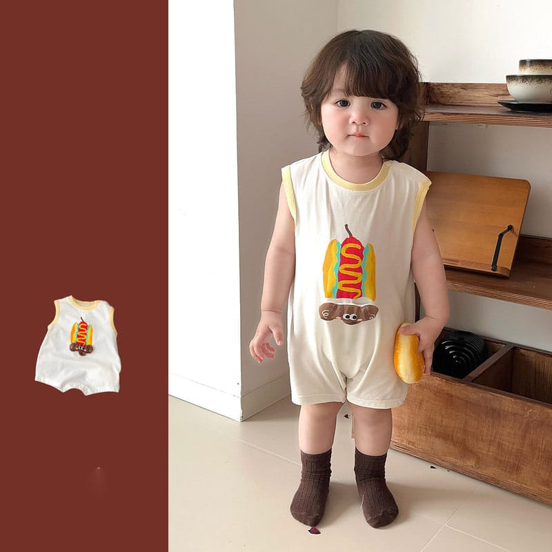 【BABY】チリホットドッグノースリーブロンパース