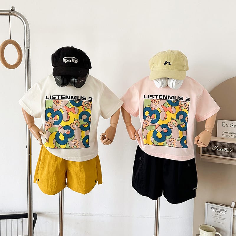 【KID】カラフル英字グラフィックプリント半袖Tシャツ