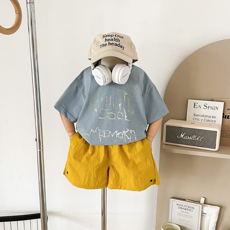 【KID】ヴィンテージ風英字グラフィティ半袖Tシャツ