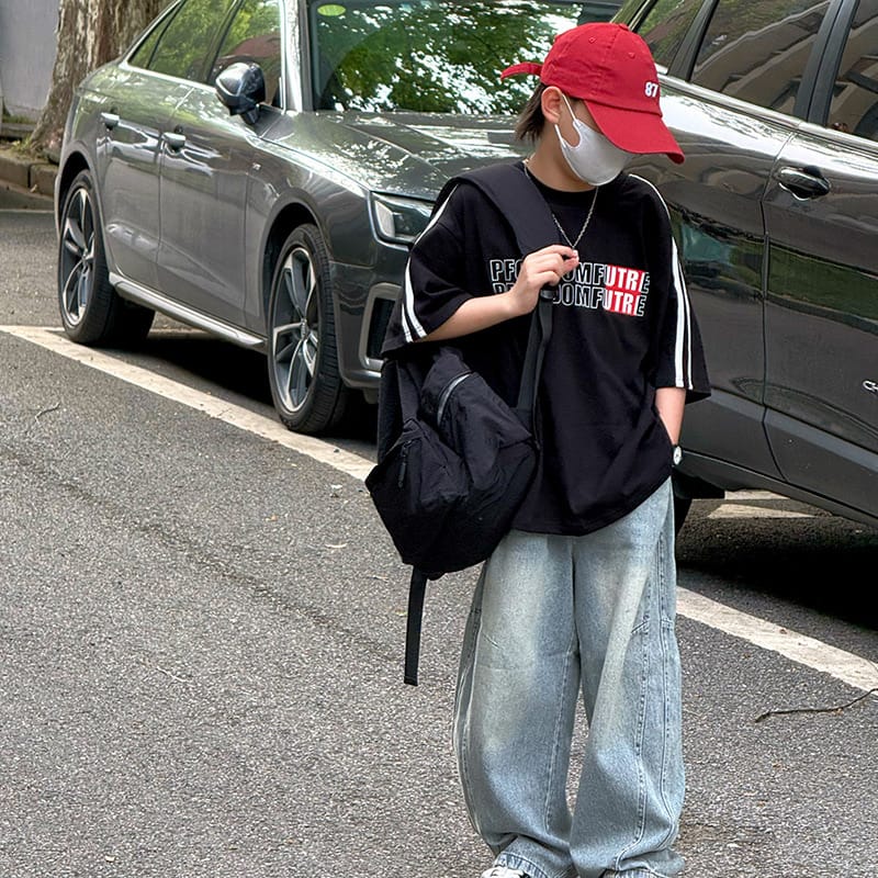 【KID】英字ロゴプリント袖サイドライン半袖Tシャツ