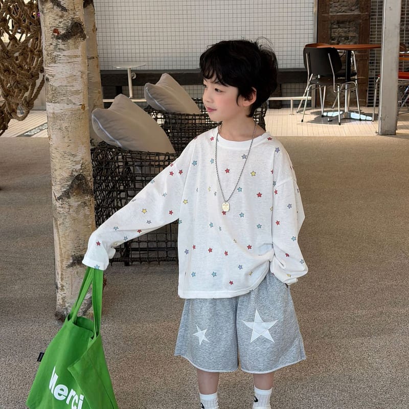 【KID】カラフル星総柄プリントキッズ長袖Tシャツ