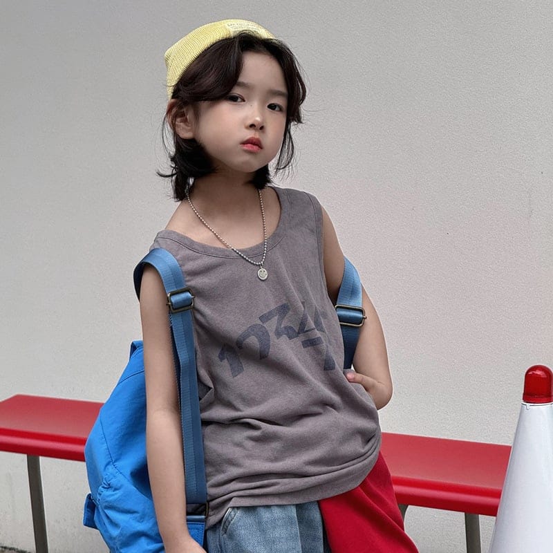 ヴィンテージ風ロゴプリントノースリーブTシャツ