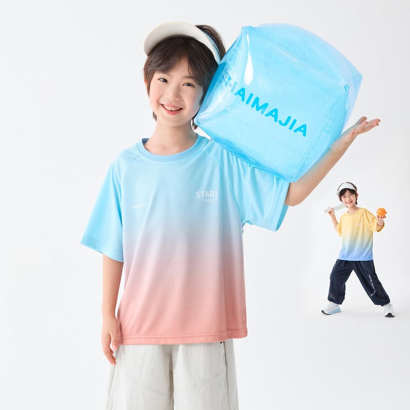 【KID】グラデーション英字ロゴ速乾スポーティ半袖Tシャツ