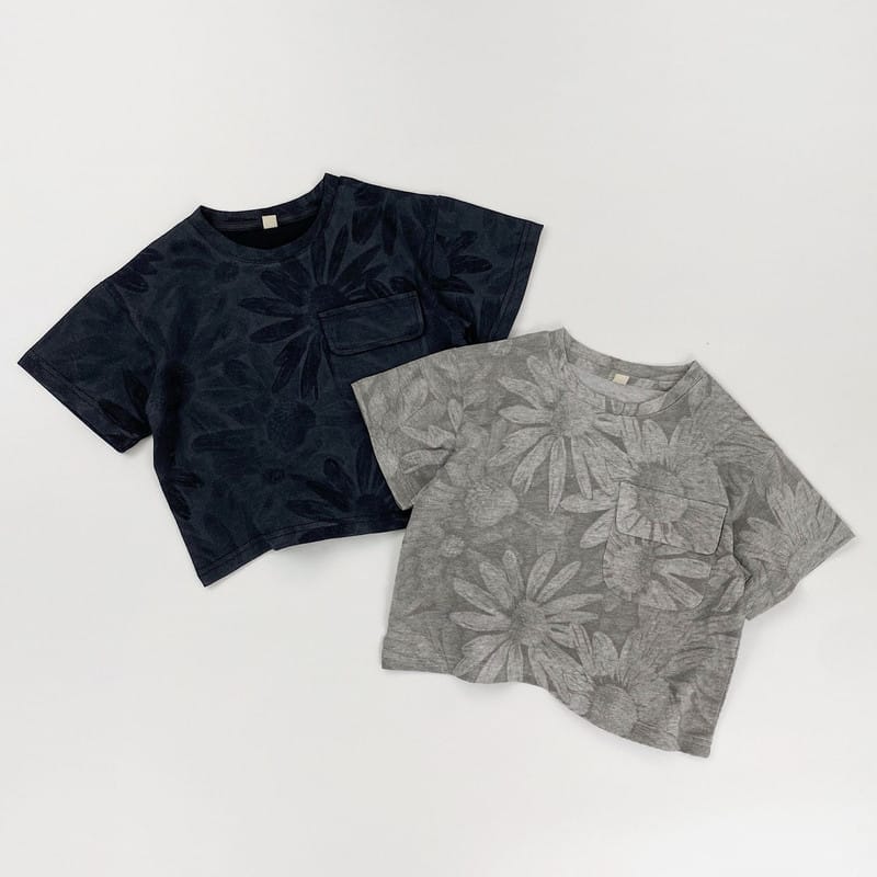 【KID】サンフラワー総柄ポケット付き半袖Tシャツ